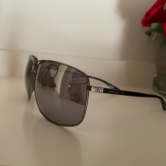 🔥Brand new GUCCI 66mm Navigator Sunglasses🔥 - Picture 14 of 14